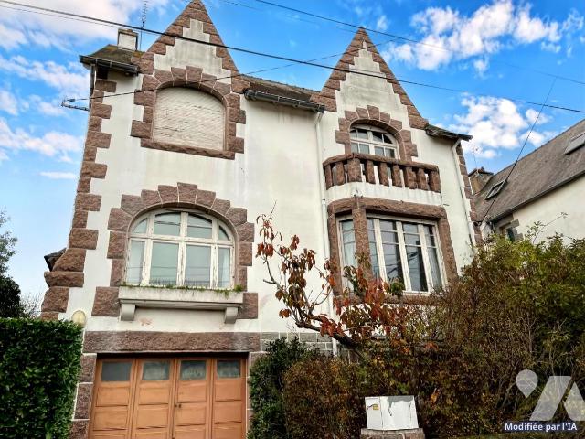 Maison 6 pièces 128 m² · à Saint-Brieuc · 128 m² · 180 000 €