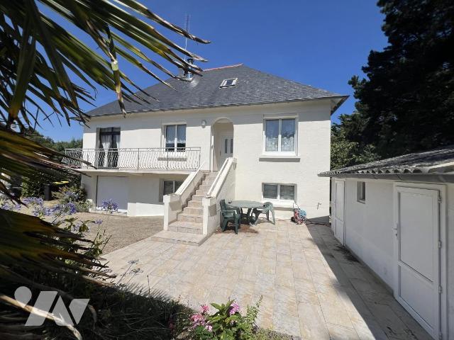 Maison 4 pièces 110 m² · à Binic-Étables-sur-Mer · 110 m² · 245 000 €