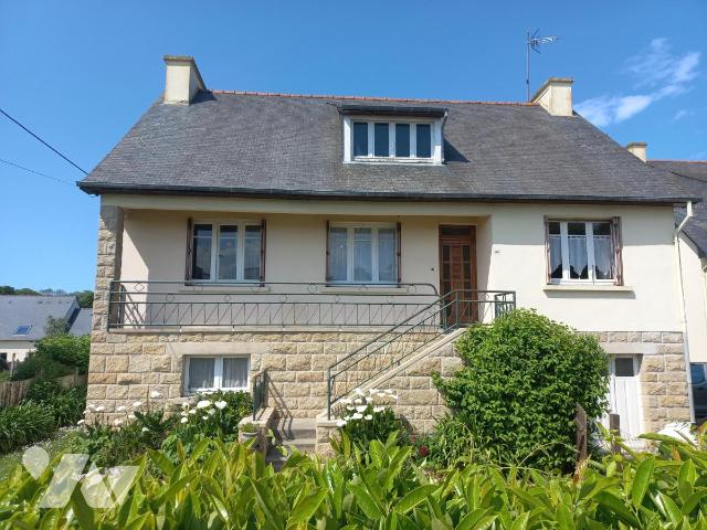 Maison 6 pièces 169 m² · à Lamballe-Armor · 169 m² · 150 000 €