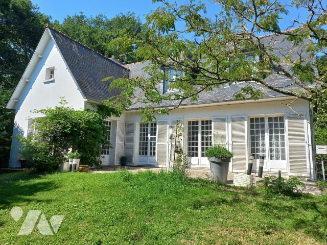 Maison 8 pièces 146 m² · à Lamballe-Armor · 146,4 m² · 285 000 €