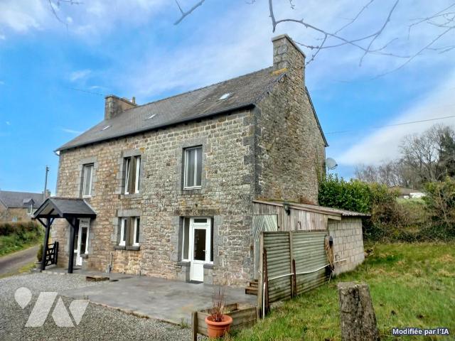 Maison 5 pièces 99 m² · à Mené · 99 m² · 110 000 €