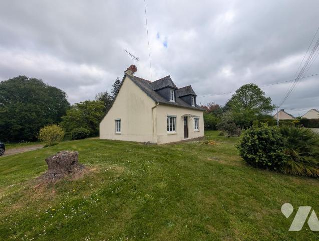 Maison 6 pièces 120 m² · à Pommerit-le-Vicomte · 120 m² · 125 000 €