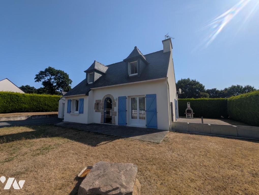 Maison 7 pièces 95 m² · à Pléguien · 95 m² · 230 000 €