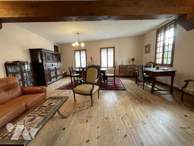 Maison 8 pièces 175 m² · à Lézardrieux · 175 m² · 250 000 €