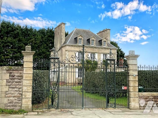 Maison 11 pièces 280 m² · à Paimpol · 280 m² · 560 000 €