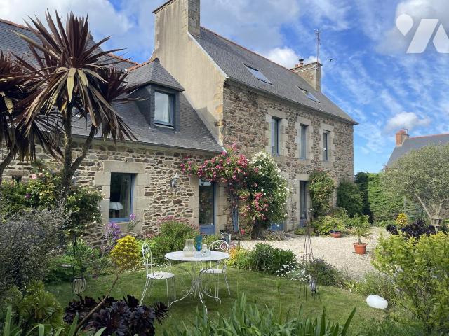 Maison 8 pièces 201 m² · à Ploubazlanec · 201 m² · 680 000 €