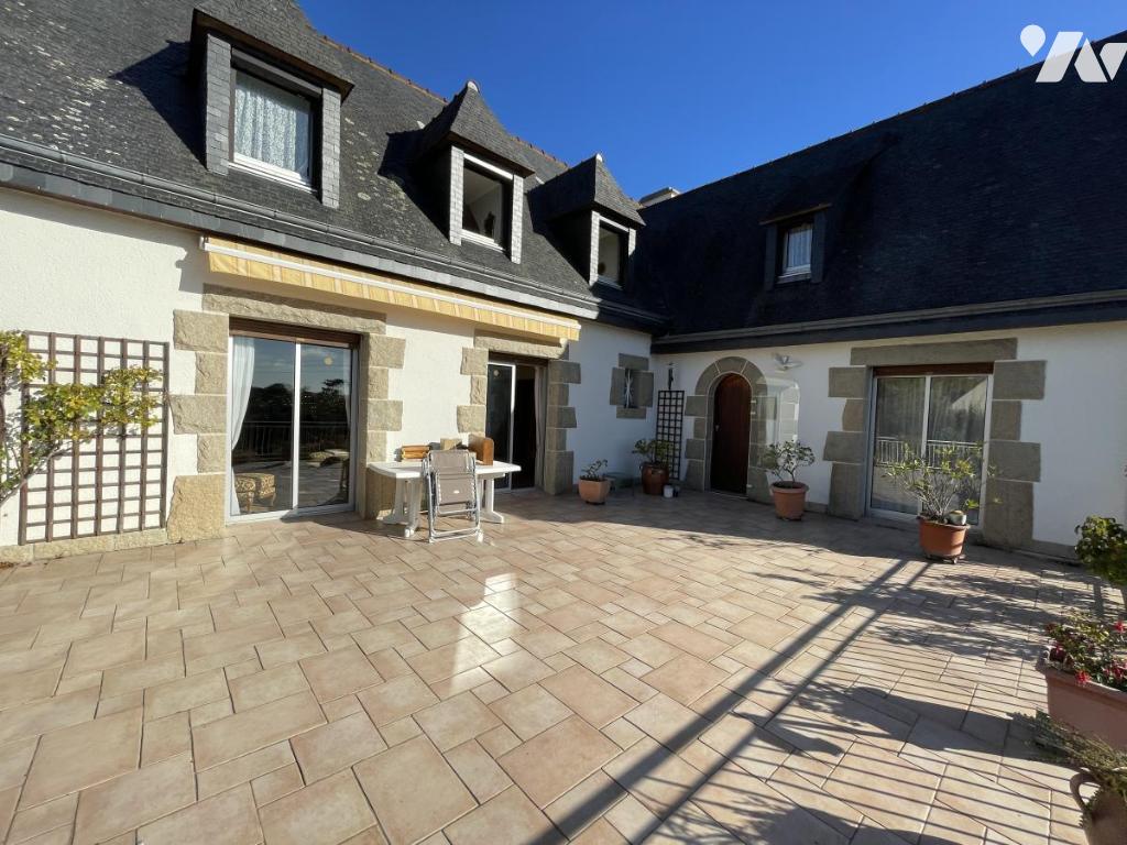Maison 7 pièces 182 m² · à Ploubazlanec · 182 m² · 720 000 €