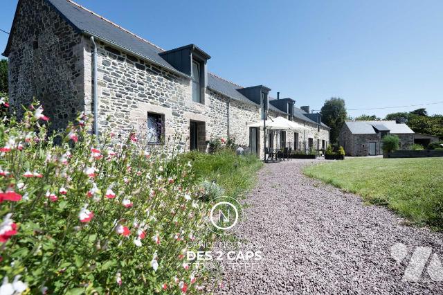 Maison 12 pièces 262 m² · à Plurien · 261,5 m² · 735 000 €