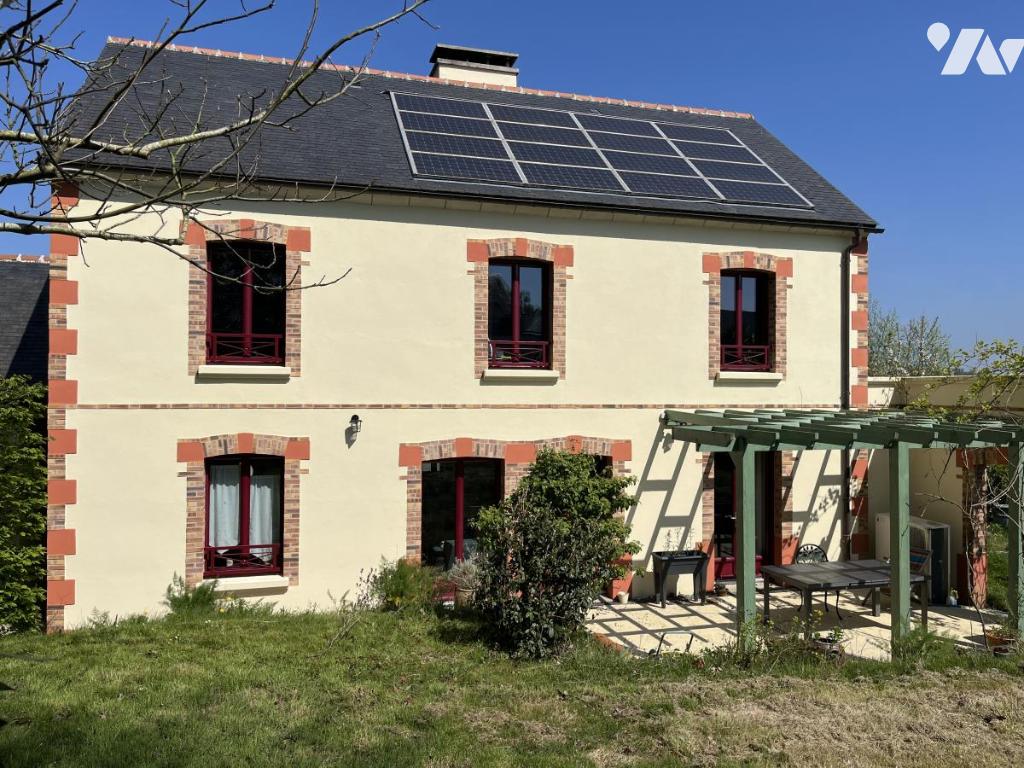 Maison 6 pièces 138 m² · à Dinan · 137,5 m² · 380 000 €
