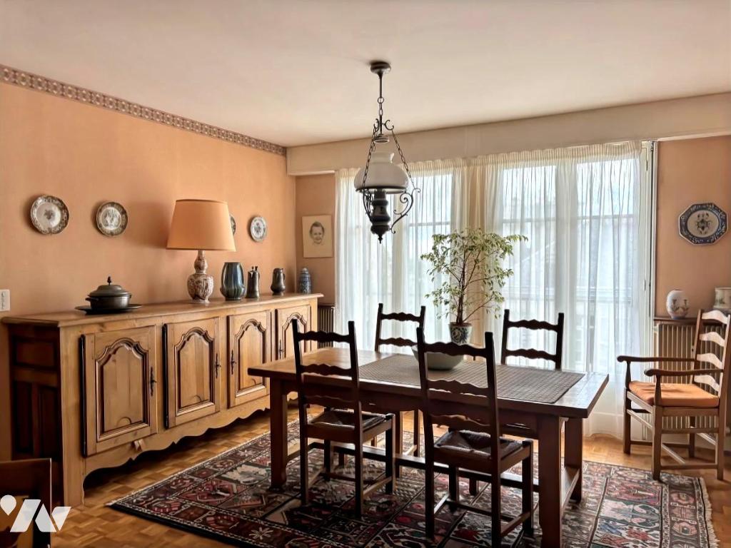 Appartement 4 pièces 87 m² · à Dinan · 86,6 m² · 270 000 €