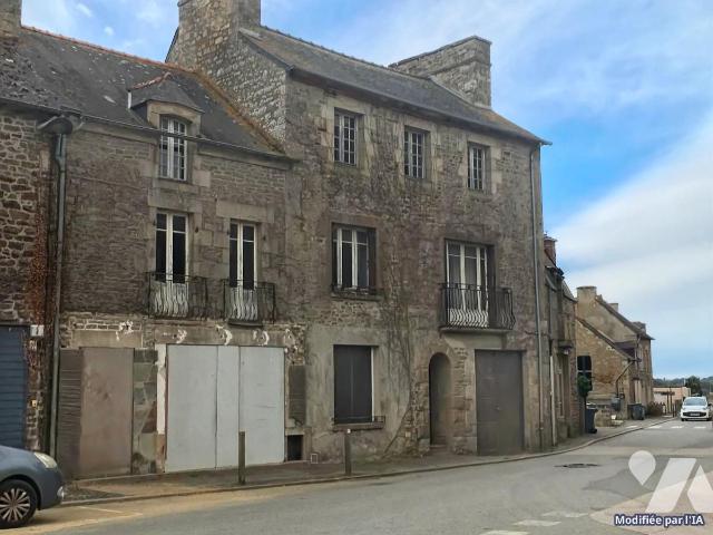Maison 6 pièces 142 m² · à Yvignac-la-Tour · 142 m² · 104 000 €
