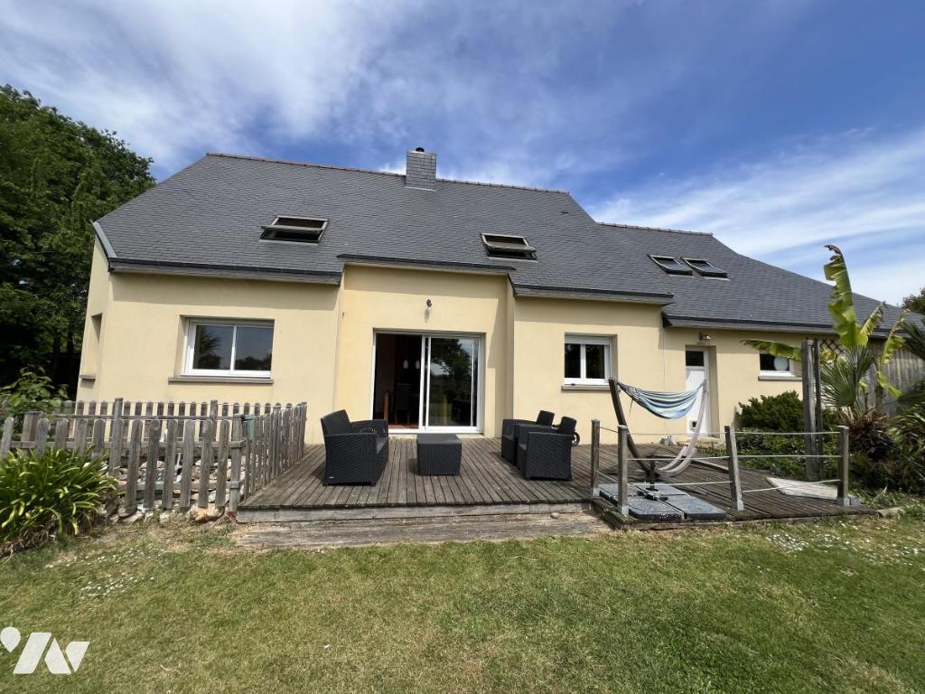 Maison 7 pièces 148 m² · à Yvignac-la-Tour · 148 m² · 283 000 €