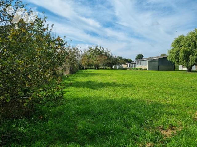 Terrain 599 m² · à Pluduno · 599 m² · 60 000 €