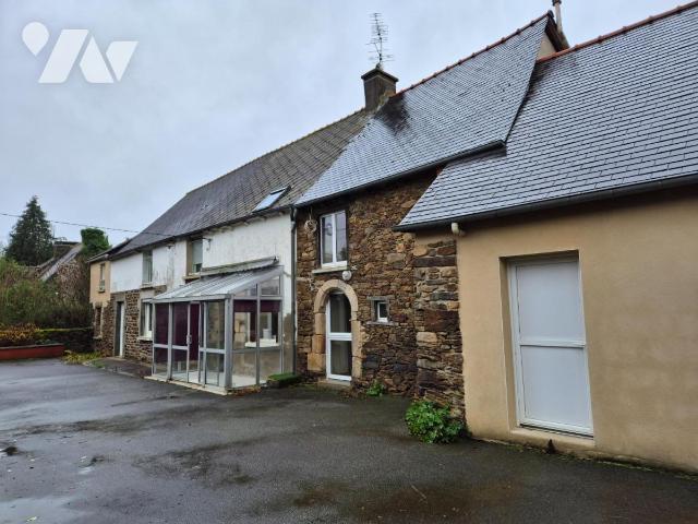 Maison 8 pièces 219 m² · à Jugon-les-Lacs - Commune Nouvelle · 219 m² · 240 000 €