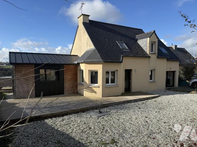 Maison 6 pièces 136 m² · à Pontrieux · 136 m² · 257 000 €