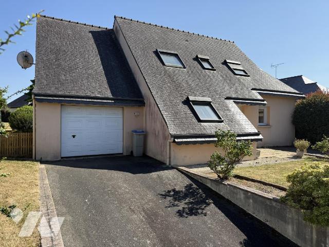 Maison 4 pièces 104 m² · à Ploumagoar · 104 m² · 240 000 €