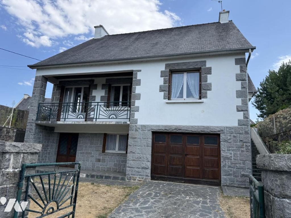 Maison 5 pièces 118 m² · à Guingamp · 118 m² · 120 000 €