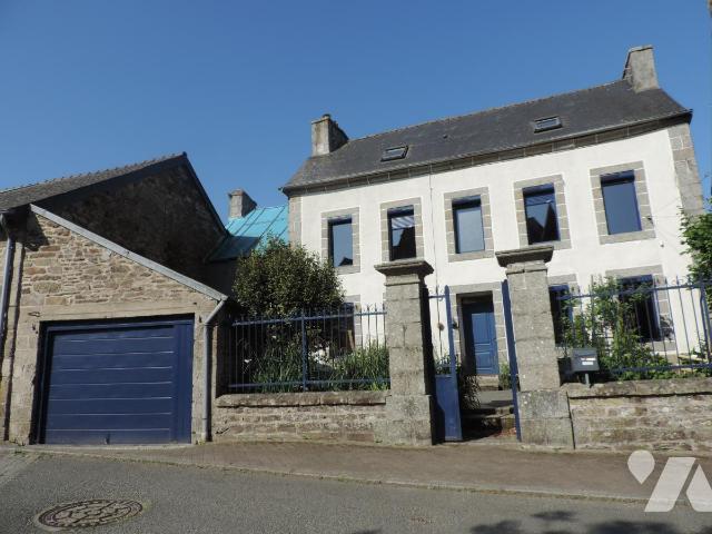 Maison 108m² — Belle-Isle-en-Terre