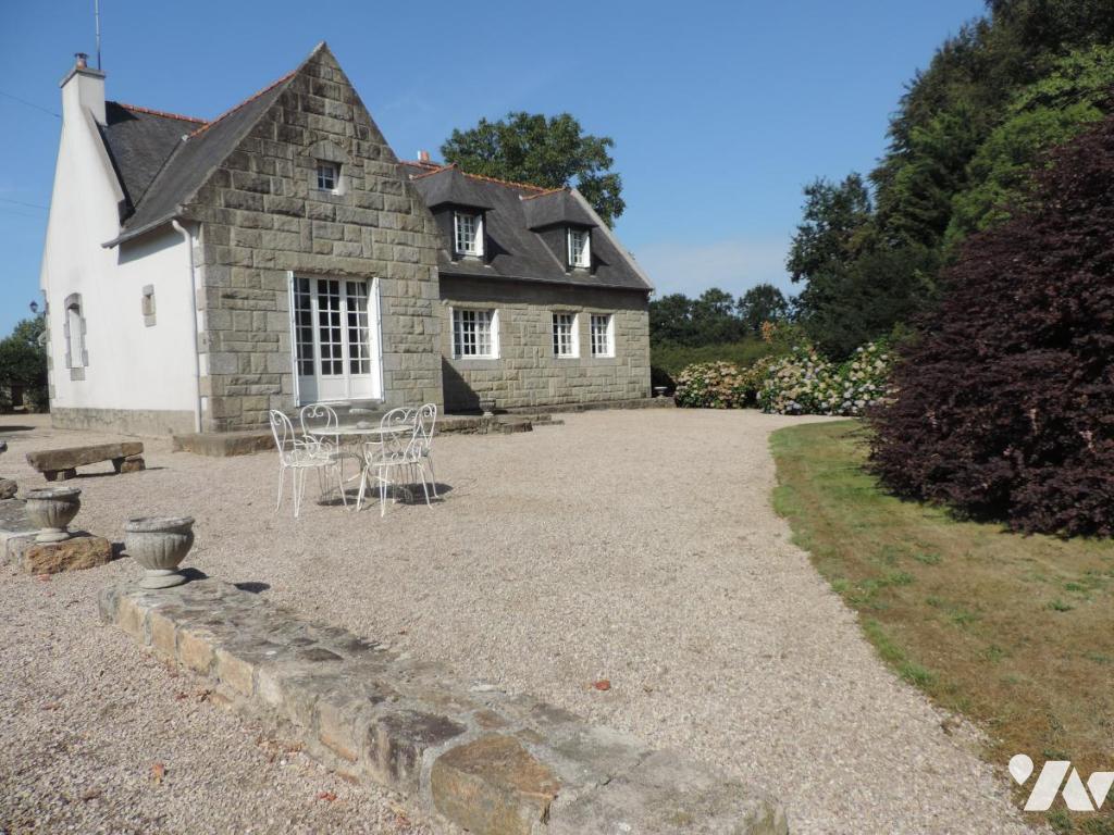 Maison 5 pièces 94 m² · à Pédernec · 94 m² · 170 000 €
