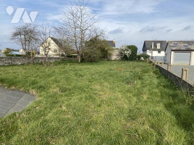 Terrain 650 m² · à Plouëc-du-Trieux · 650 m² · 33 000 €