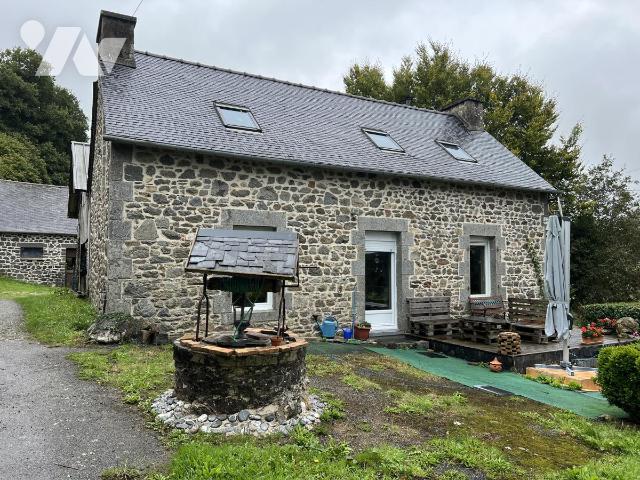 Maison 104m² — Plouguernével
