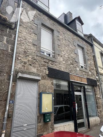 Maison 93 m² · à Rostrenen · 93 m² · 100 000 €