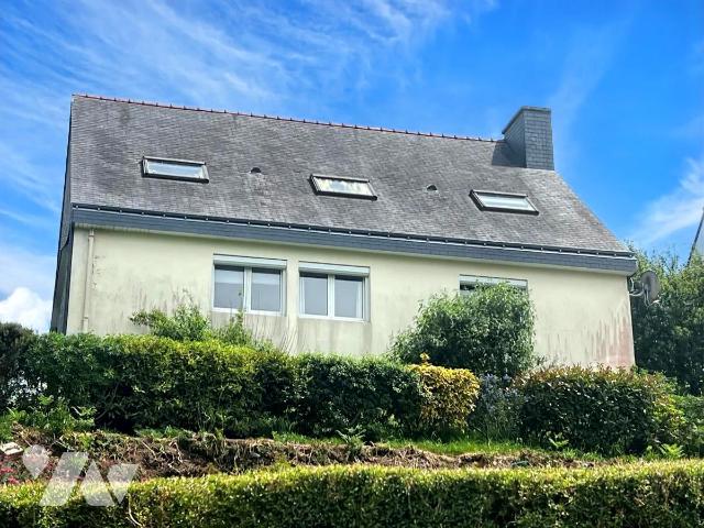 Maison 150 m² · à Rostrenen · 150 m² · 145 000 €