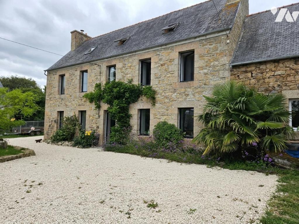 Maison 172 m² · à Kermaria-Sulard · 172 m² · 590 000 €