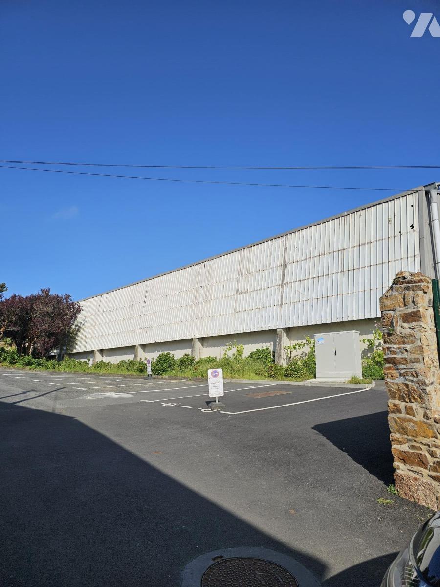 Autre 1209 m² Perros-Guirec · 1 209 m² · 700 000 €
