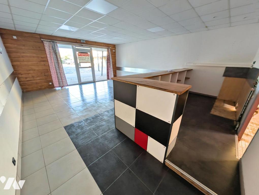 VENTE localActivites-PLEUMEUR BODOU (22)