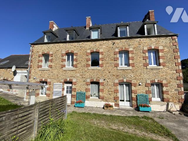 Maison 296m² — Saint-Michel-en-Grève
