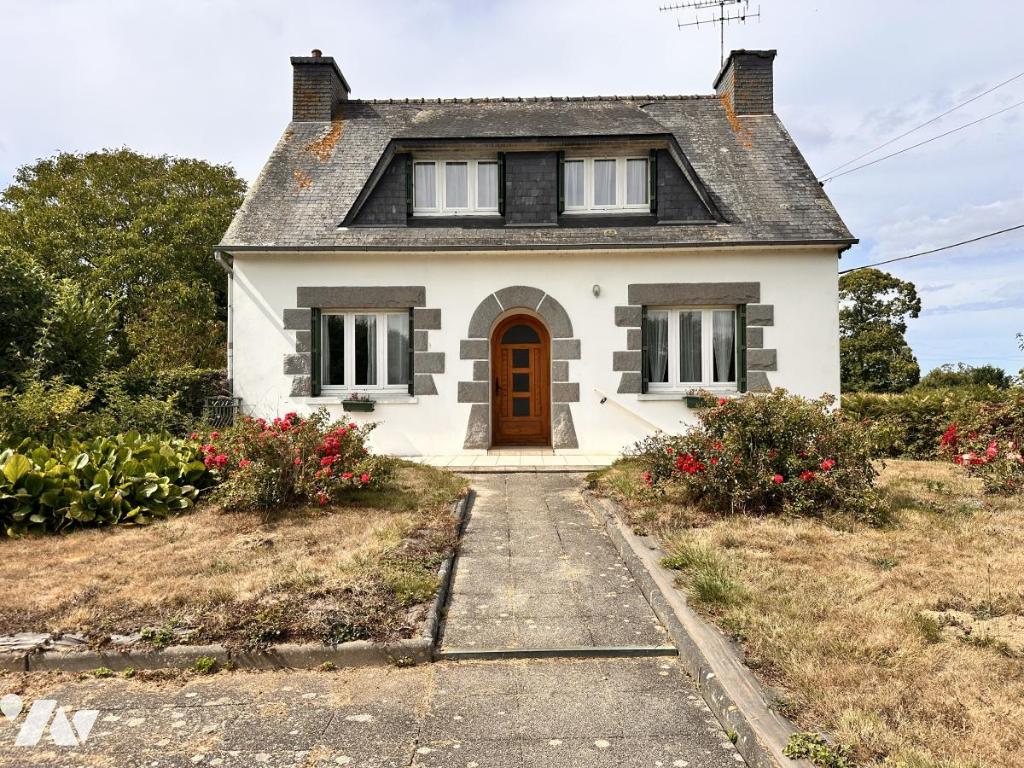 Maison 5 pièces 91 m² · à Plouaret · 91 m² · 120 000 €