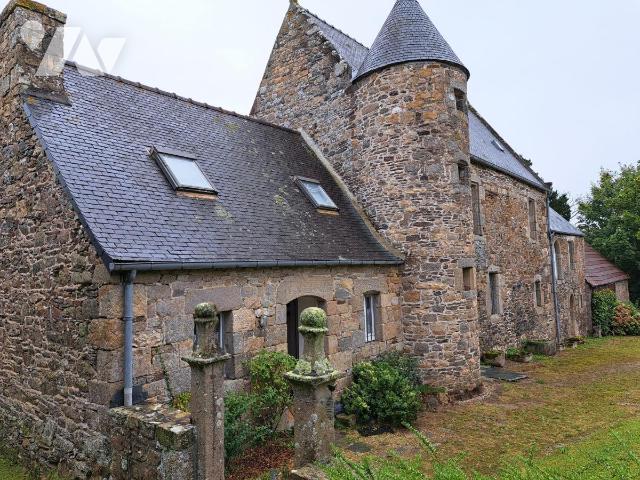 Maison 7 pièces 144 m² · à Ploubezre · 144,2 m² · 290 000 €