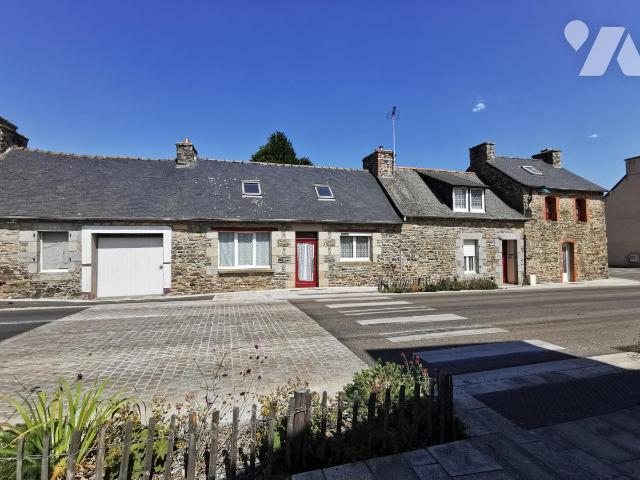 Maison 6 pièces 111 m² · à Ploëzal · 111 m² · 63 000 €