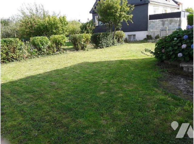 LOCATION maison-LOUDEAC (22)