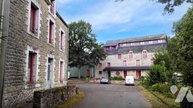 Immeuble 800m² — Hémonstoir