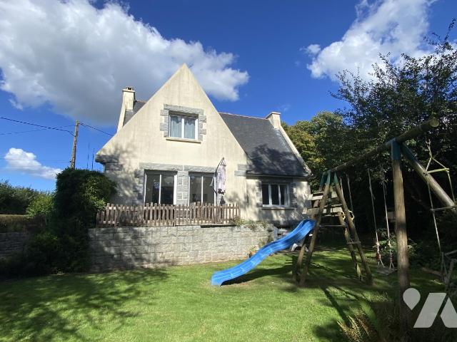 Sale - House/Villa - LOUDEAC - 148.64 m² - 6 rooms - 22110-2252