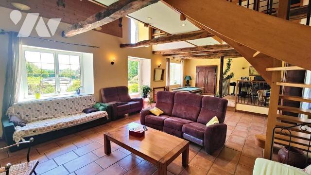 Maison 200m² — Saint-Martin-des-Prés