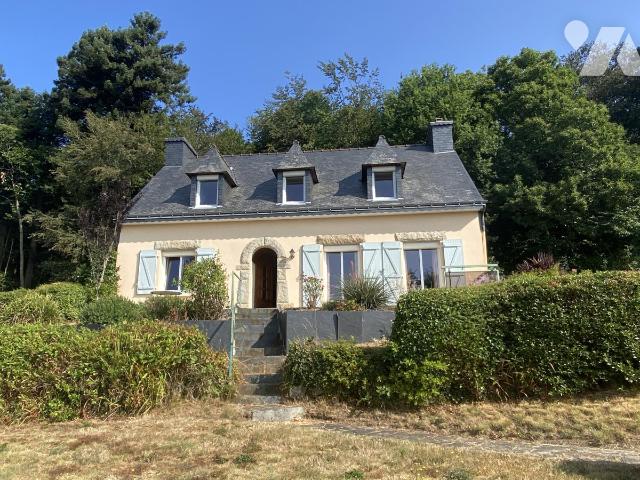 Maison 5 pièces 121 m² · à Guerlédan · 121 m² · 195 000 €