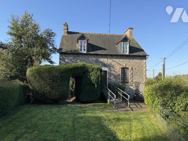 Maison 5 pièces 115 m² · à Plouguenast-Langast · 114,8 m² · 146 000 €