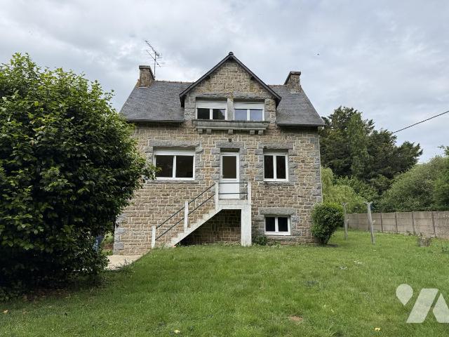 Maison 5 pièces 72 m² · à Plumieux · 71,7 m² · 143 000 €