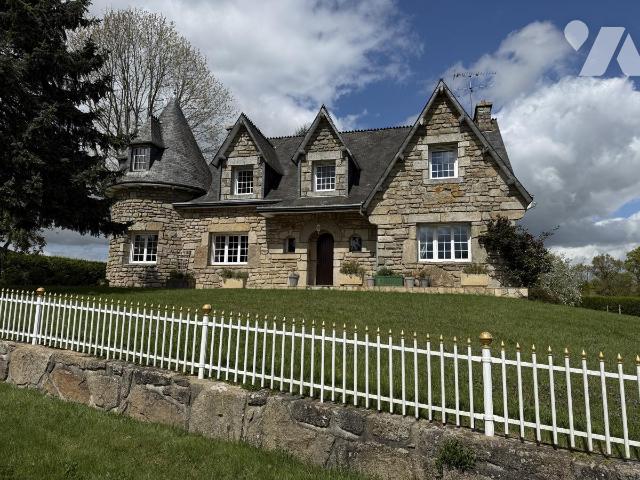 Maison 176 m² · à Mené · 176,4 m² · 240 000 €