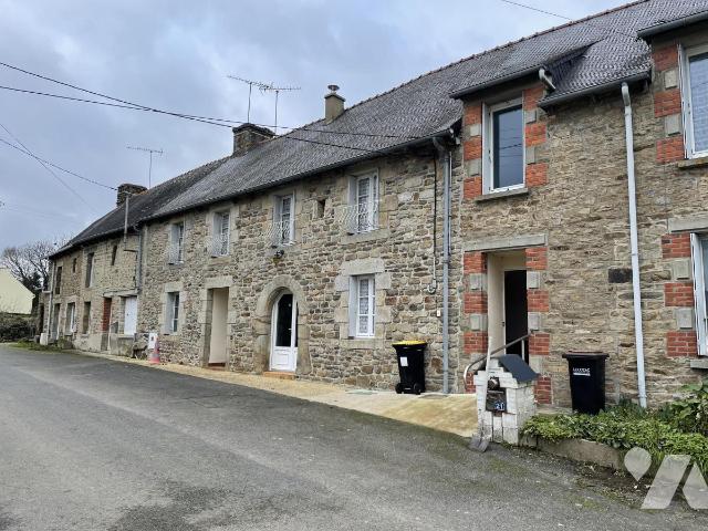 Maison 9 pièces 168 m² · à Plémet · 167,6 m² · 135 000 €