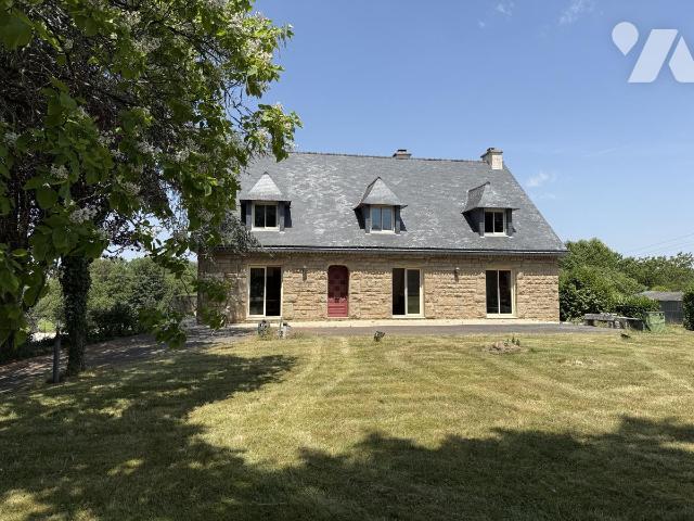 Maison 320 m² · à Plémet · 320 m² · 290 000 €