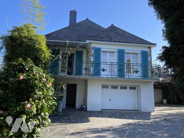 Maison 6 pièces 121 m² · à Plouguenast-Langast · 121 m² · 160 000 €