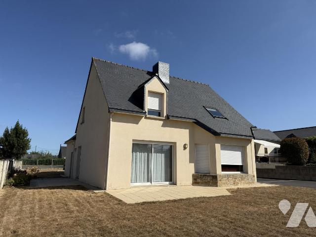 Maison 7 pièces 106 m² · à Plémet · 106 m² · 220 000 €