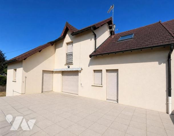 Maison 151m² — Ferrières-les-Bois
