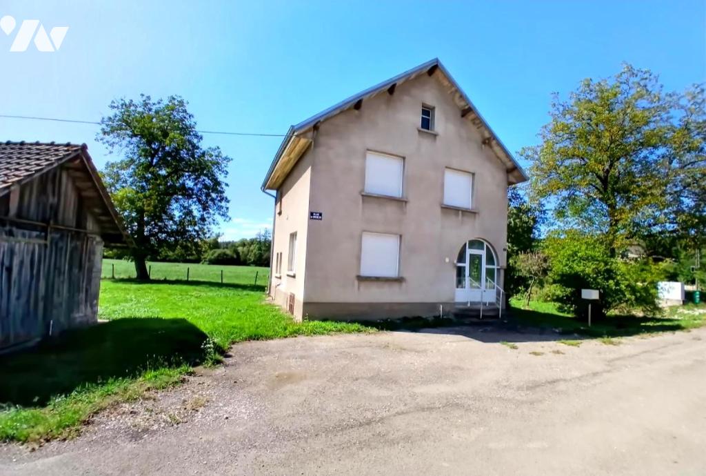 Maison 3 pièces 100 m² · à Longevelle-sur-Doubs · 100 m² · 95 000 €