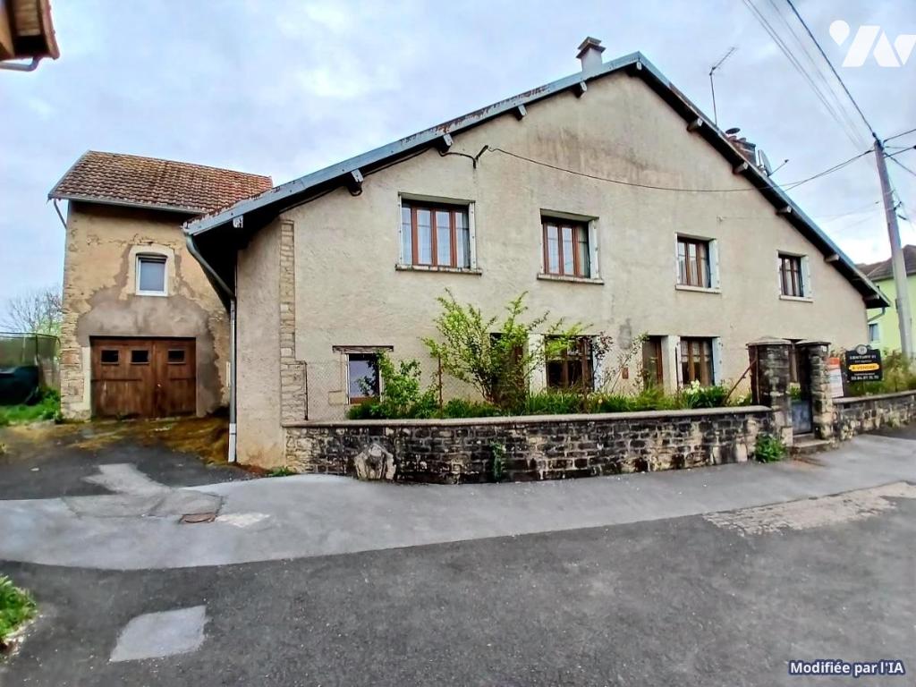 Maison 5 pièces 165 m² · à Soye · 165 m² · 105 000 €