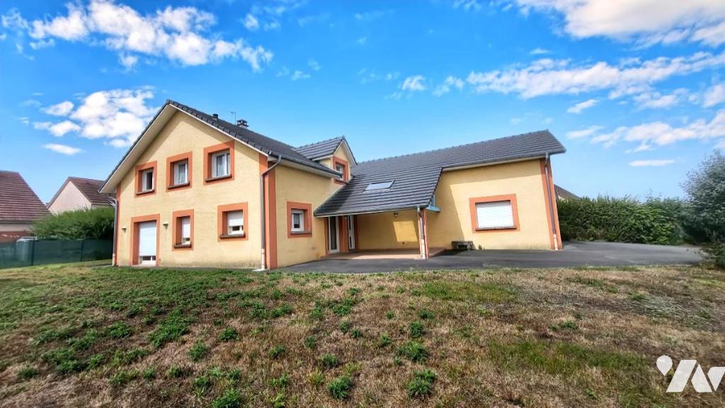 Maison 9 pièces 216 m² · à Voujeaucourt · 216 m² · 246 750 €